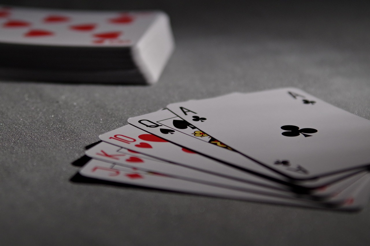Casinos Online - Free image from - https://pixabay.com/photos/playing-cards-poker-bridge-game-as-1201257/