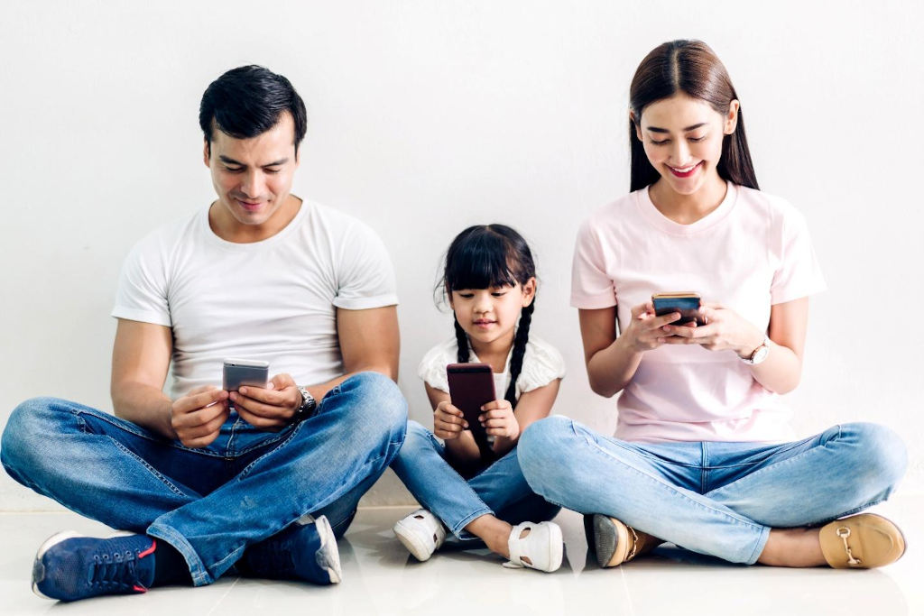 A Ferramenta para Pais que Mostra Realmente o que as Crianças Estão a Fazer Online